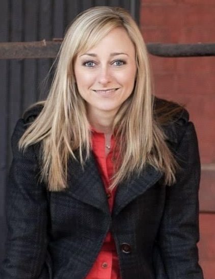 I Can't Wait To Travel|Meet The Team