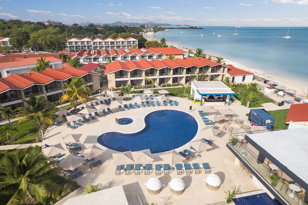 I Can't Wait To Travel|8/2027 – Royalton Chic Antigua
